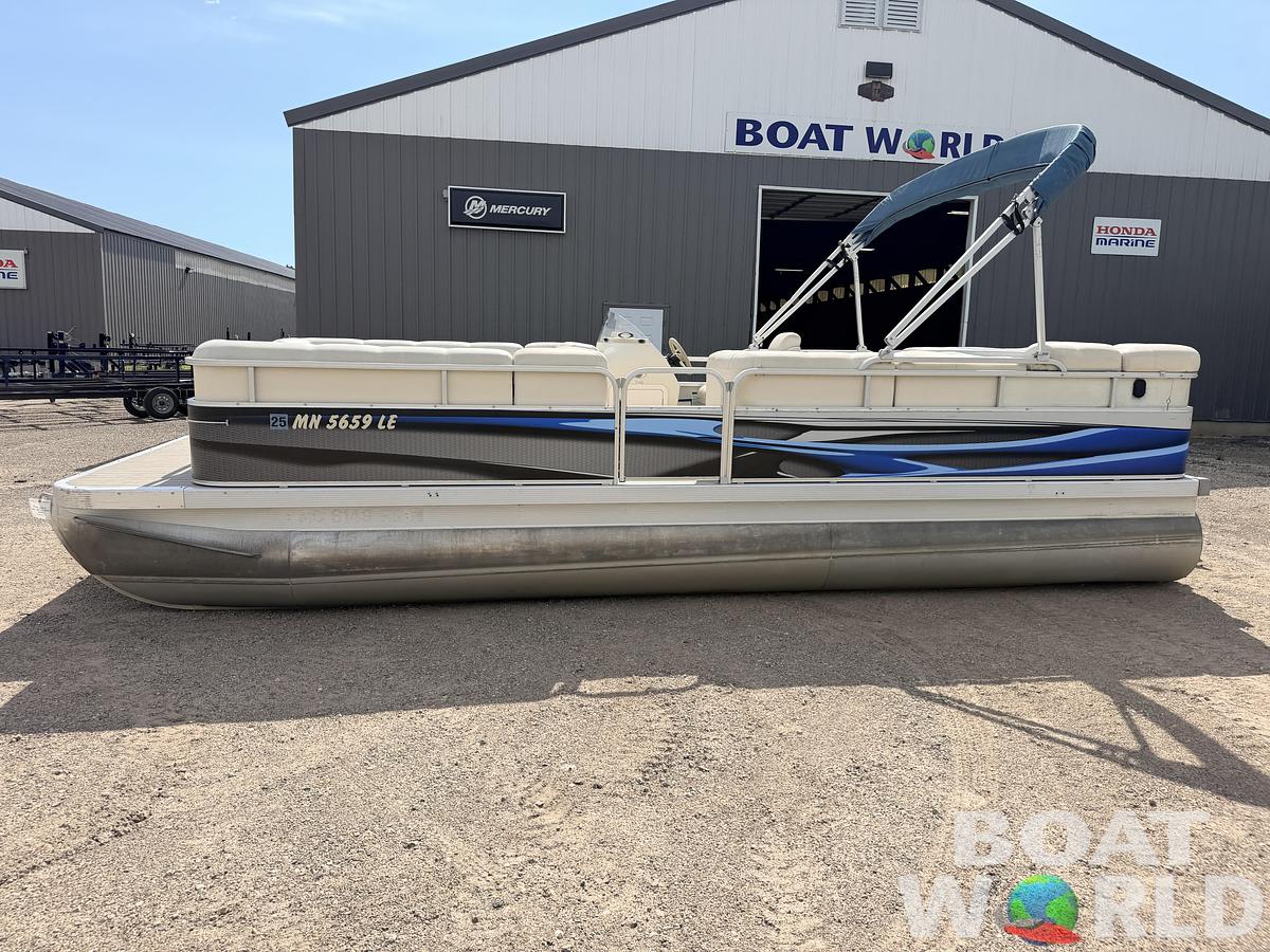 Used 2000 Bennington 2275 LX & 50HP Mercury 4Stroke -$12,995