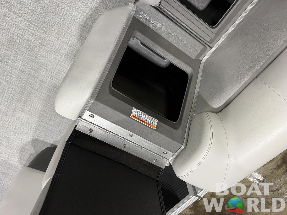 2025 Princecraft 23' Swingback & 150HP 