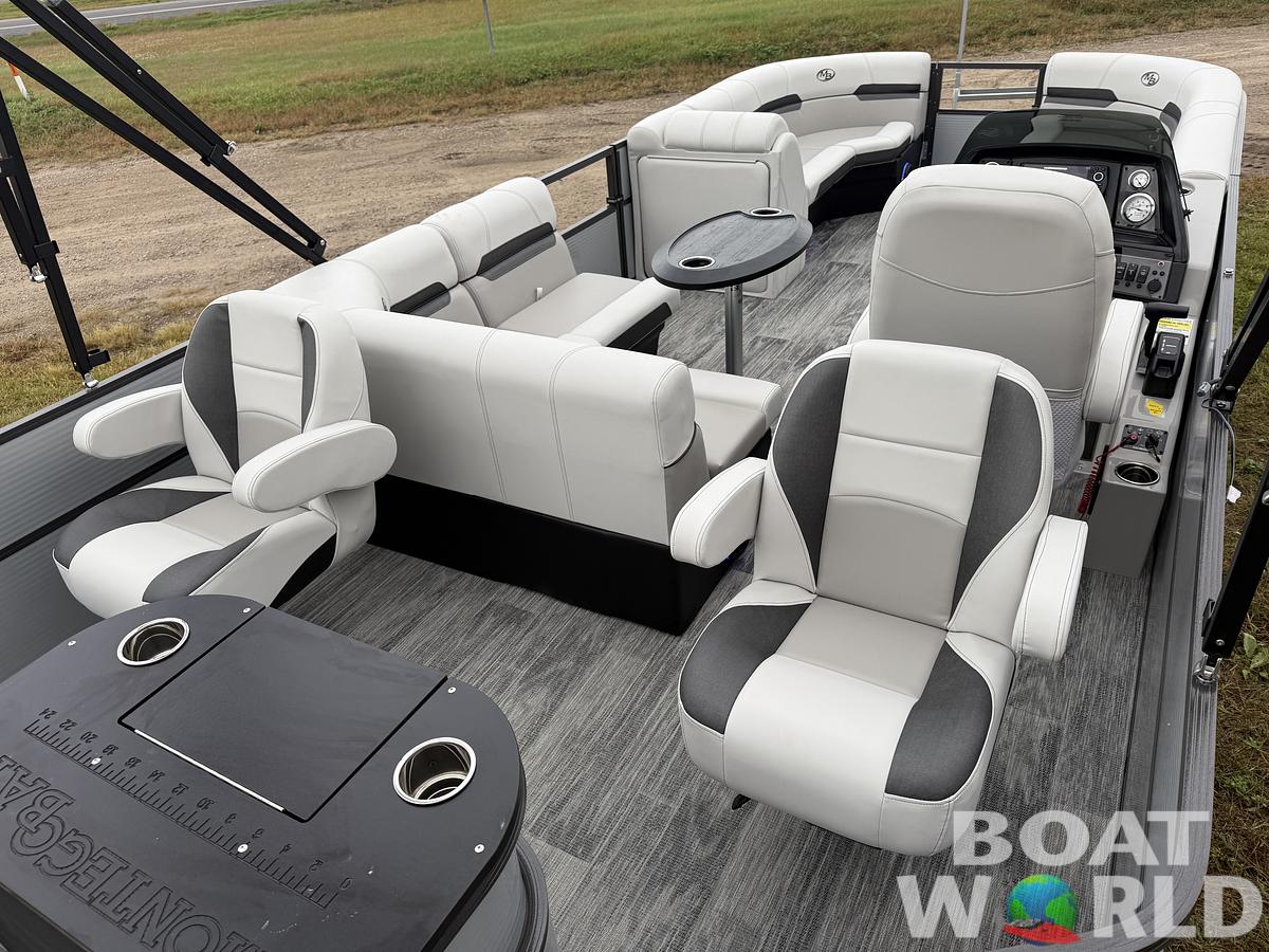 2025 Montego Bay 8522 Fish & Cruise Tritoon & Honda 150HP 4-Stroke EFI