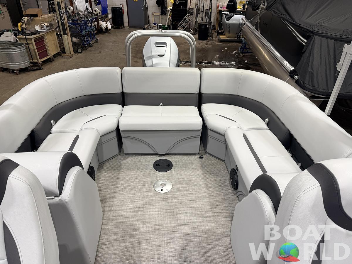 Used 2024 Bentley Pontoons Legacy 223 Navigator Quad Lounge Tri-toon Pontoon & 150HP Honda 4-Stroke EFI