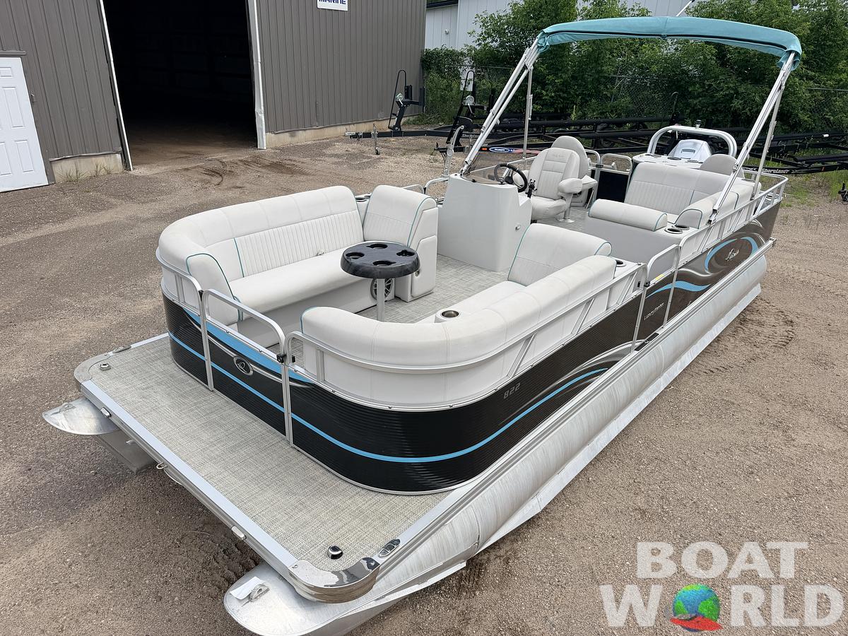 Used 2019 Qwest 822 LS Tritoon & 150HP Honda 4Stroke -$29,995