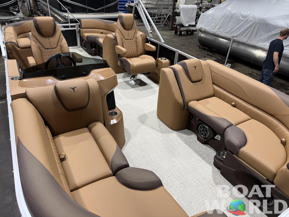 2026 Tahoe Pontoons LTZ 2385 Quad Lounge 