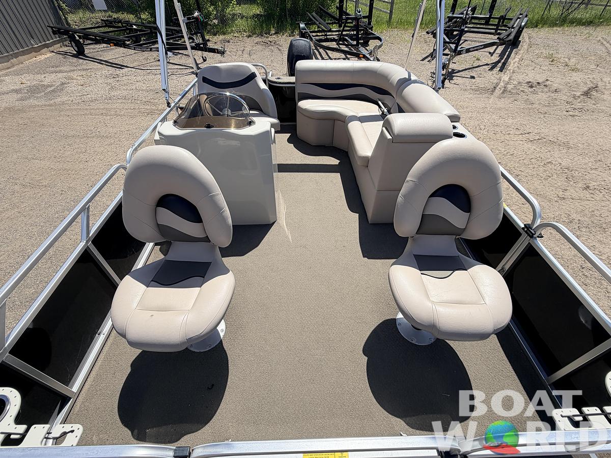 Used 2013 Qwest 7516 Adventure & 40HP Mercury 4Stroke - $16,995
