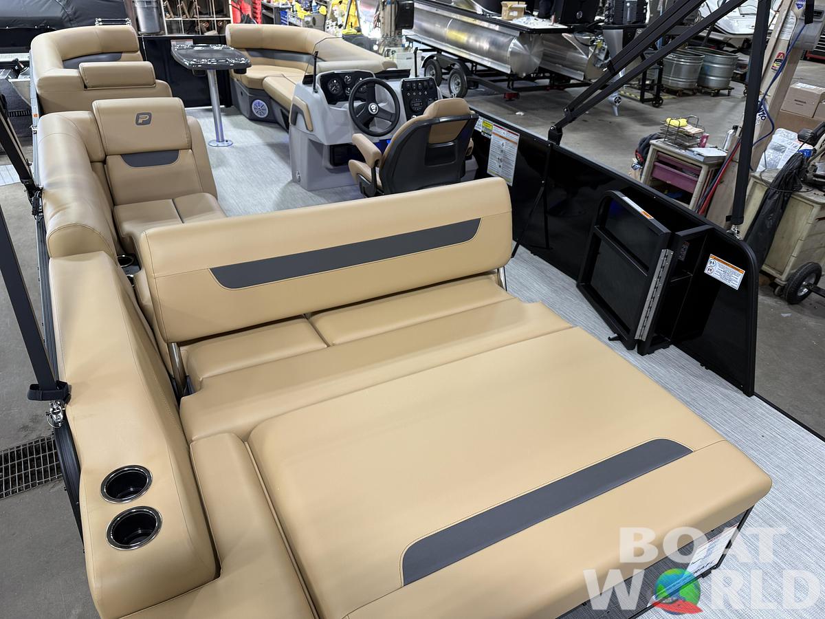 2027 Princecraft Vectra 23 RL SS Swingback Pontoon $36995