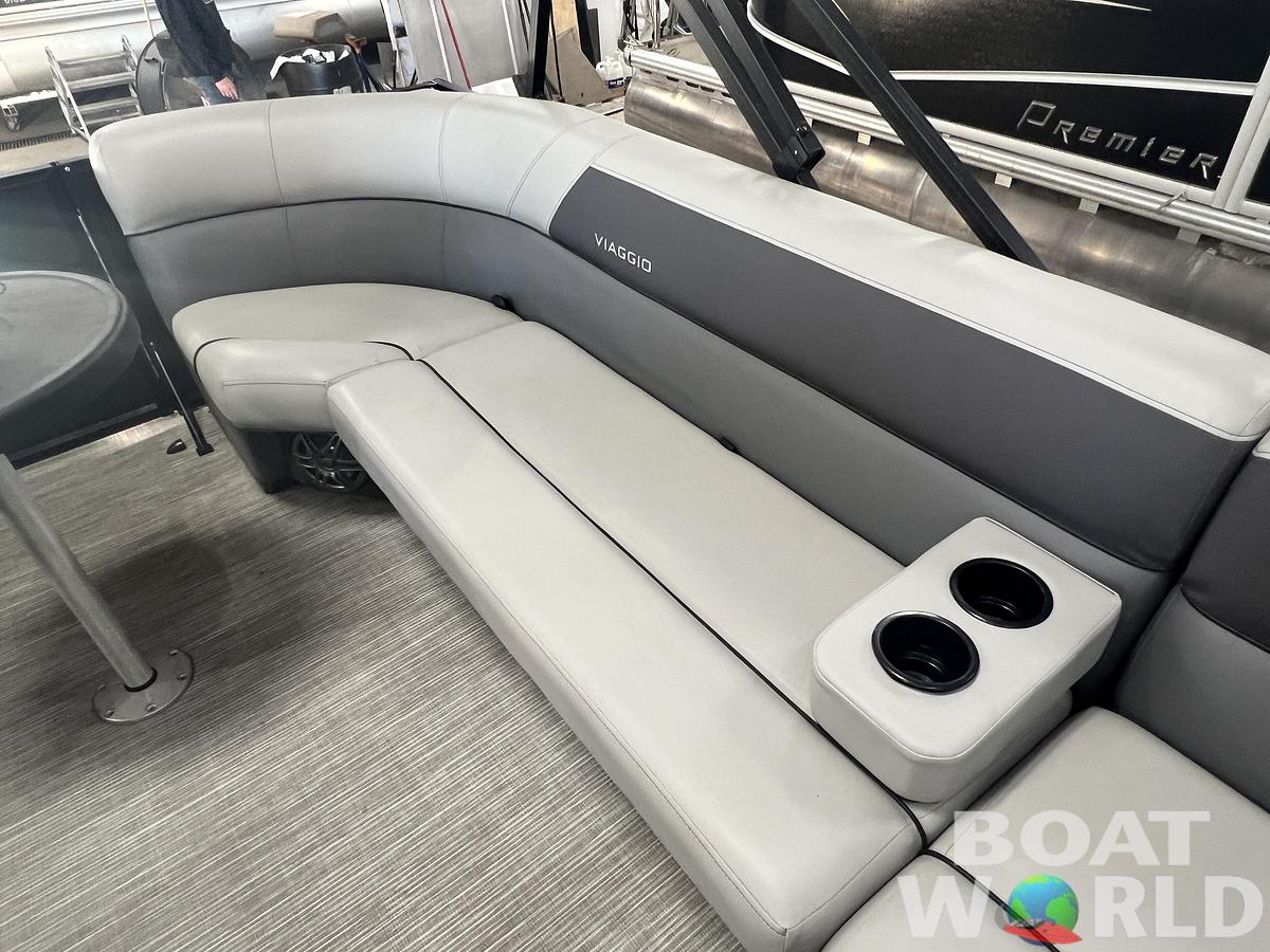 Used 2024 Viaggio Lago V16U & 60HP Suzuki 4Stroke -$24,995