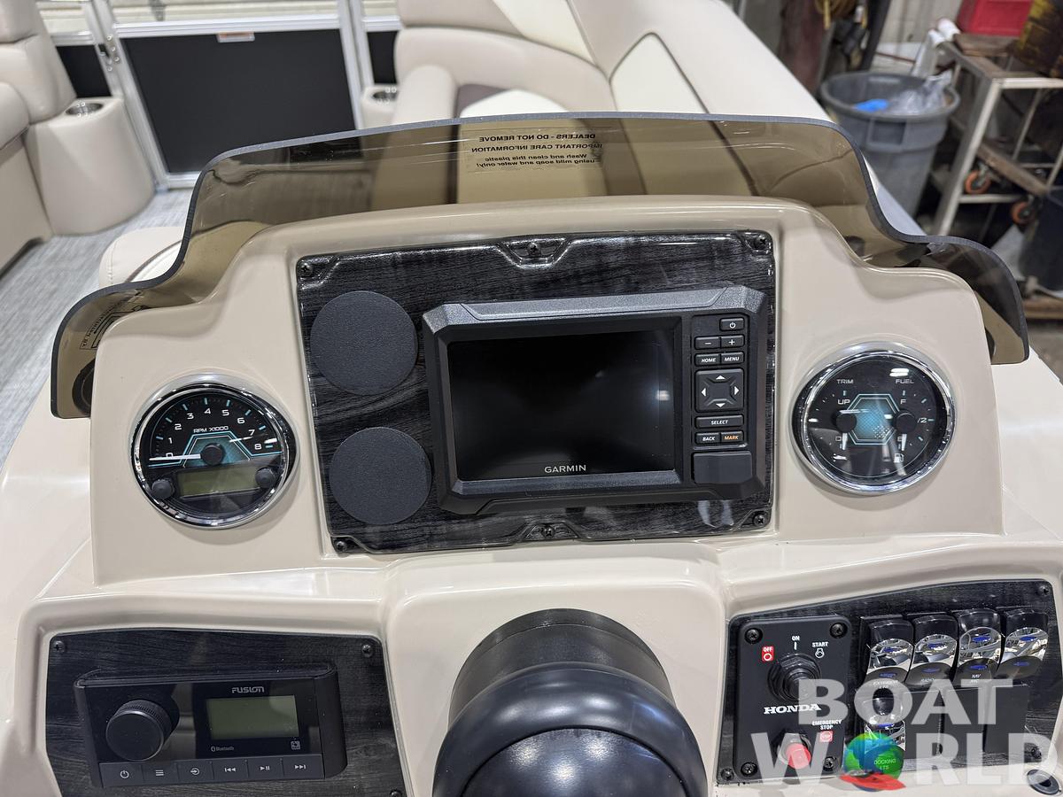 2026 Tahoe Sport VRB 2385 Swingback & 4-Stroke $34995