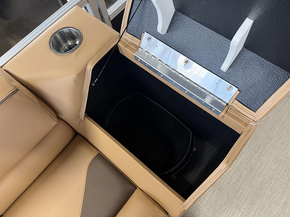 2026 Tahoe Pontoons Sport 2385 Swingback (VRB) & Honda 4-Stroke EFI