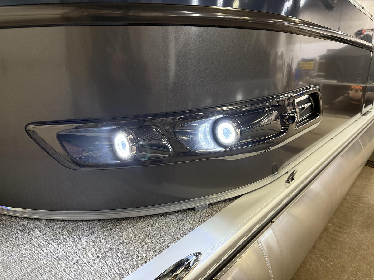 2025 Tahoe Pontoons Cascade 2385 Elite Tritoon & Honda 225HP 4-Stroke EFI