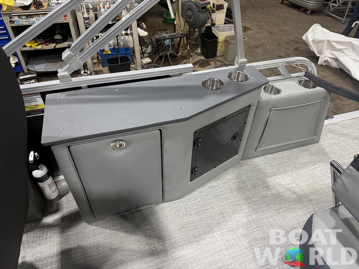 2026 Tahoe Pontoons LTZ 2185 Cruise Rear Bench (CRB)