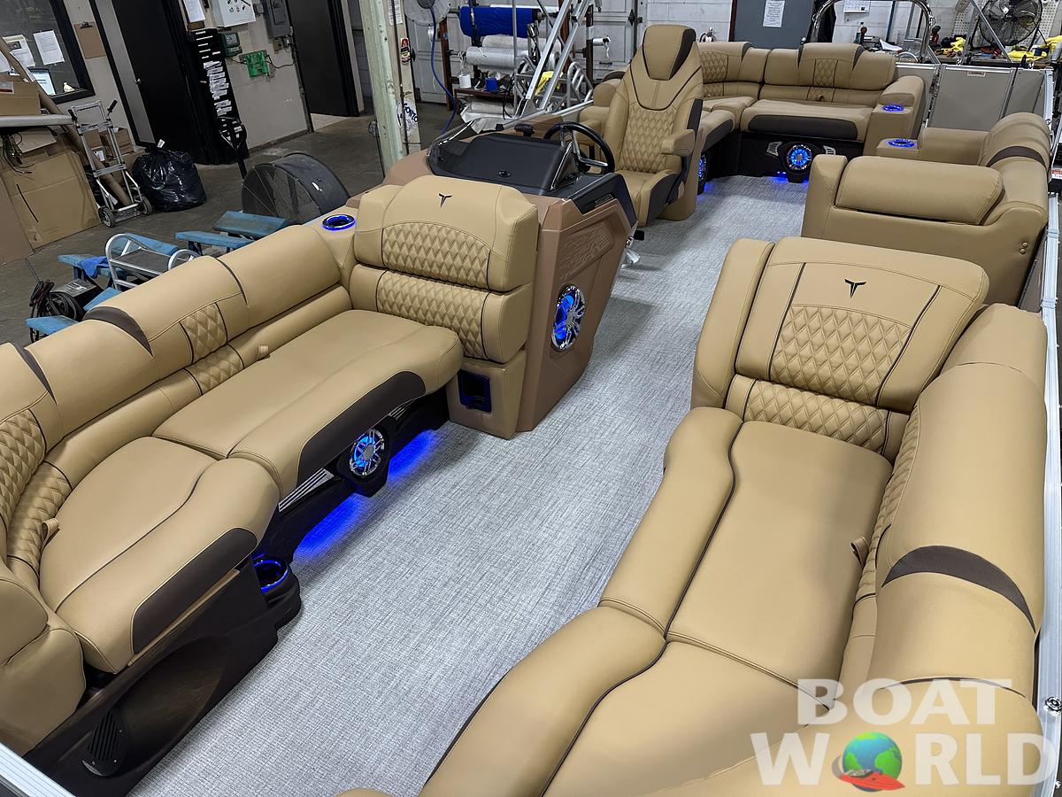 2025 Tahoe Pontoons Cascade 2385 Elite Cruise Tritoon & Honda 4-Stroke EFI