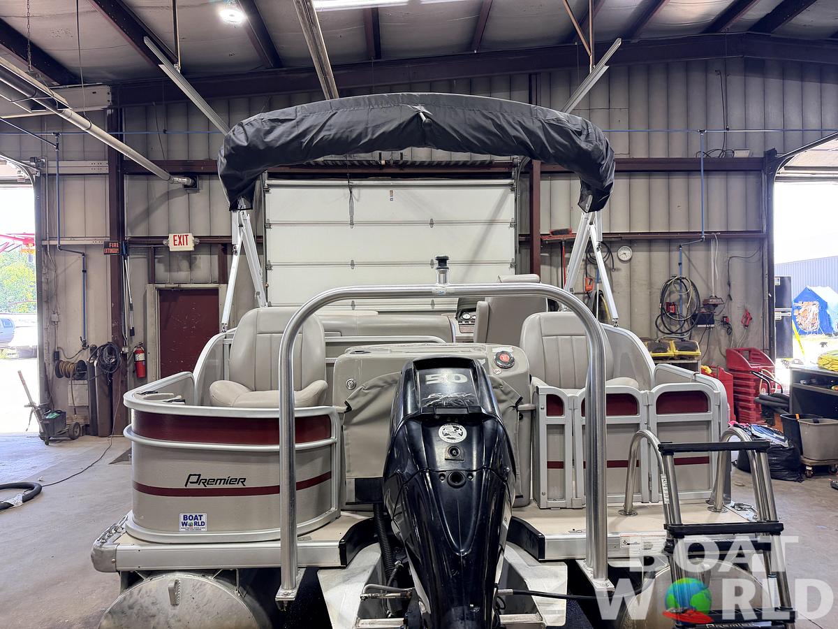 Used 2014 Premier 221 Gemini Fish n Cruise & 50HP Mercury 4Stroke -$19,995