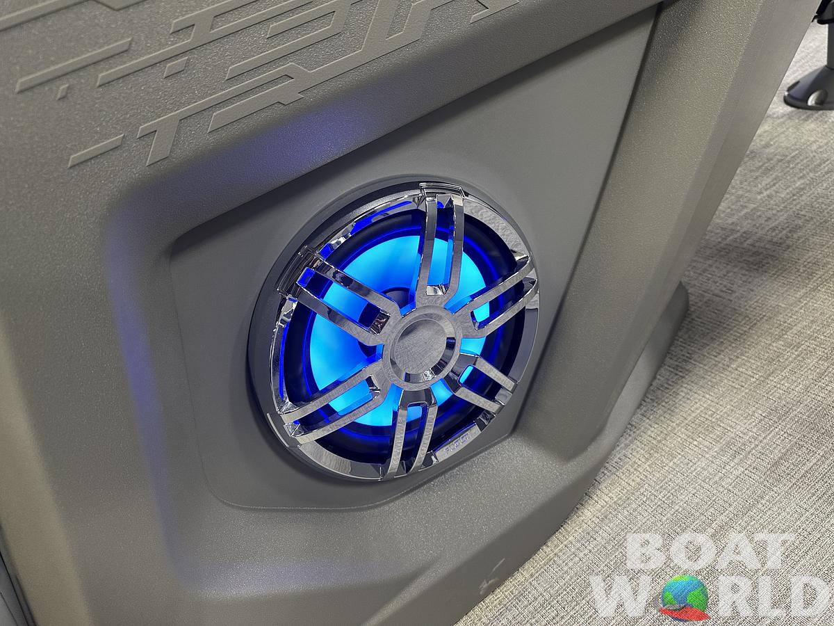 2025 Tahoe Pontoons Cascade 2385 Cruise Rear Bench (CRB) Tritoon & Honda 4-Stroke EFI