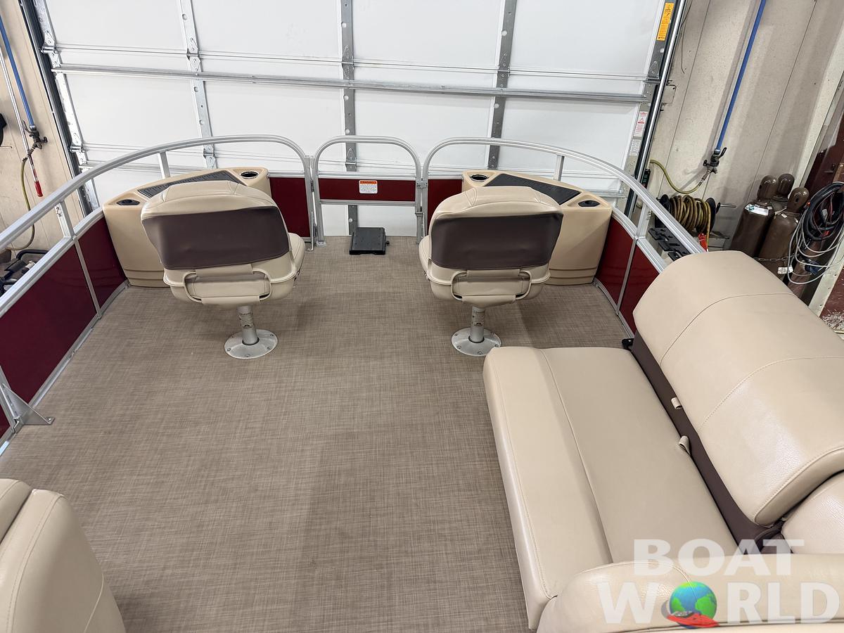 Used 2019 Sun Tracker  Fishin Barge 22 DLX XP3 Tritoon & 150HP Mercury 4Stroke - $39,995