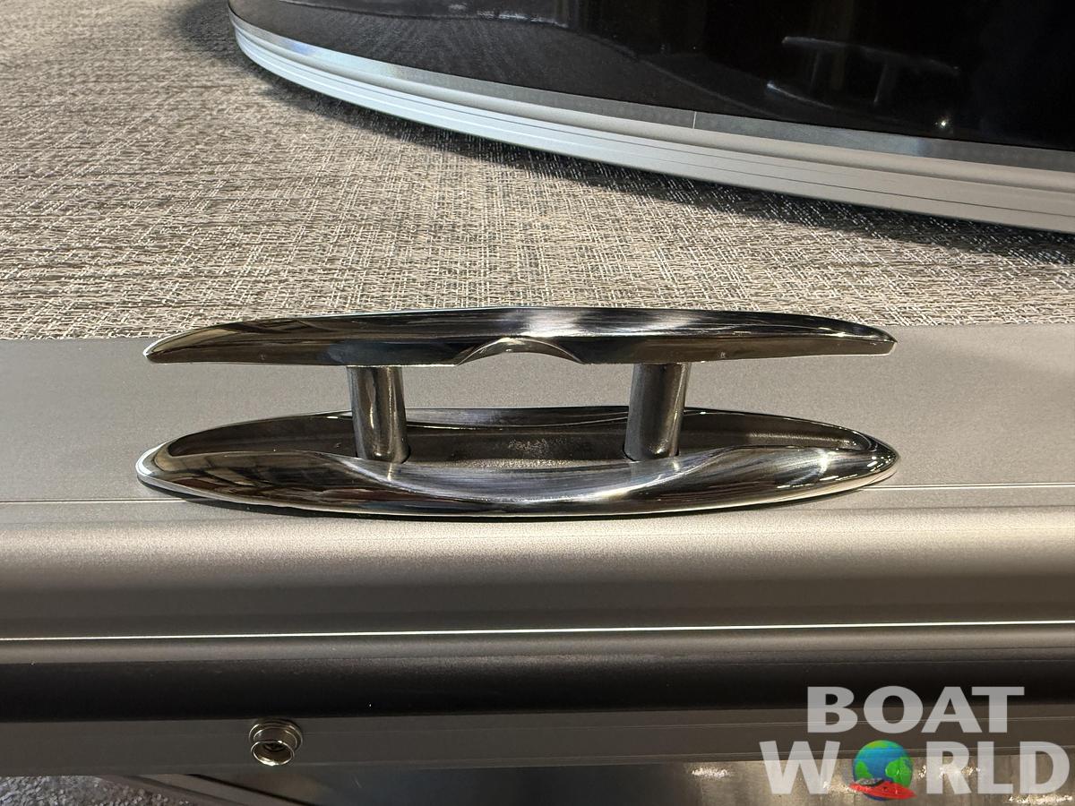 2026 Tahoe Pontoons LTZ 1985 Cruise Pontoon