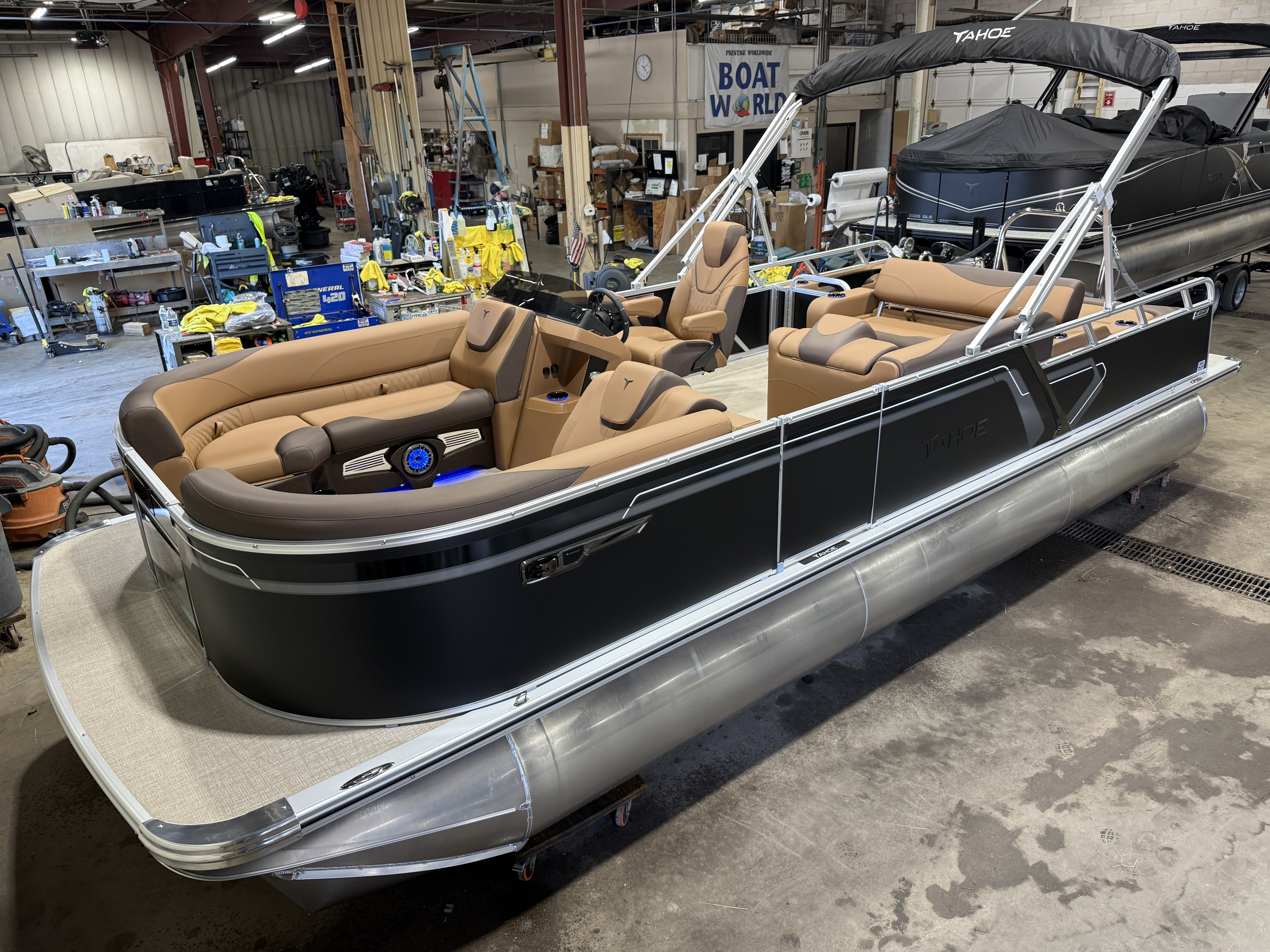 2027 Tahoe LTZ 2385 VRB Swingback Pontoon $41995