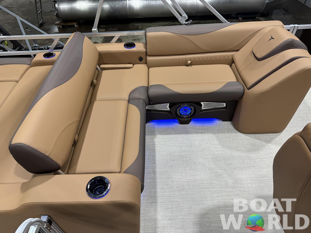 2027 Tahoe LTZ 2385 VRB SE Swingback Pontoon $41995