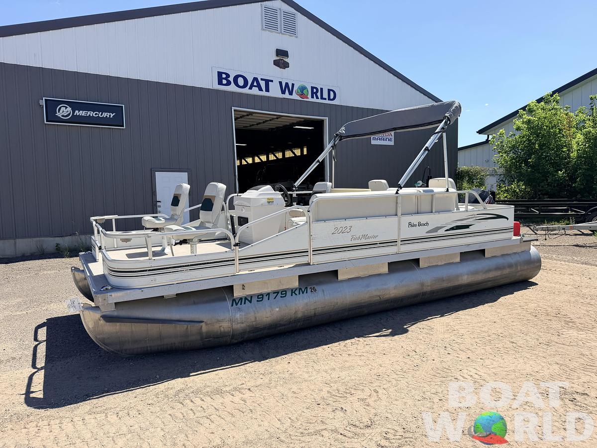 Used 2010 Palm Beach 2023 Fishmaster & 60HP Mercury 4Stroke -$12,995