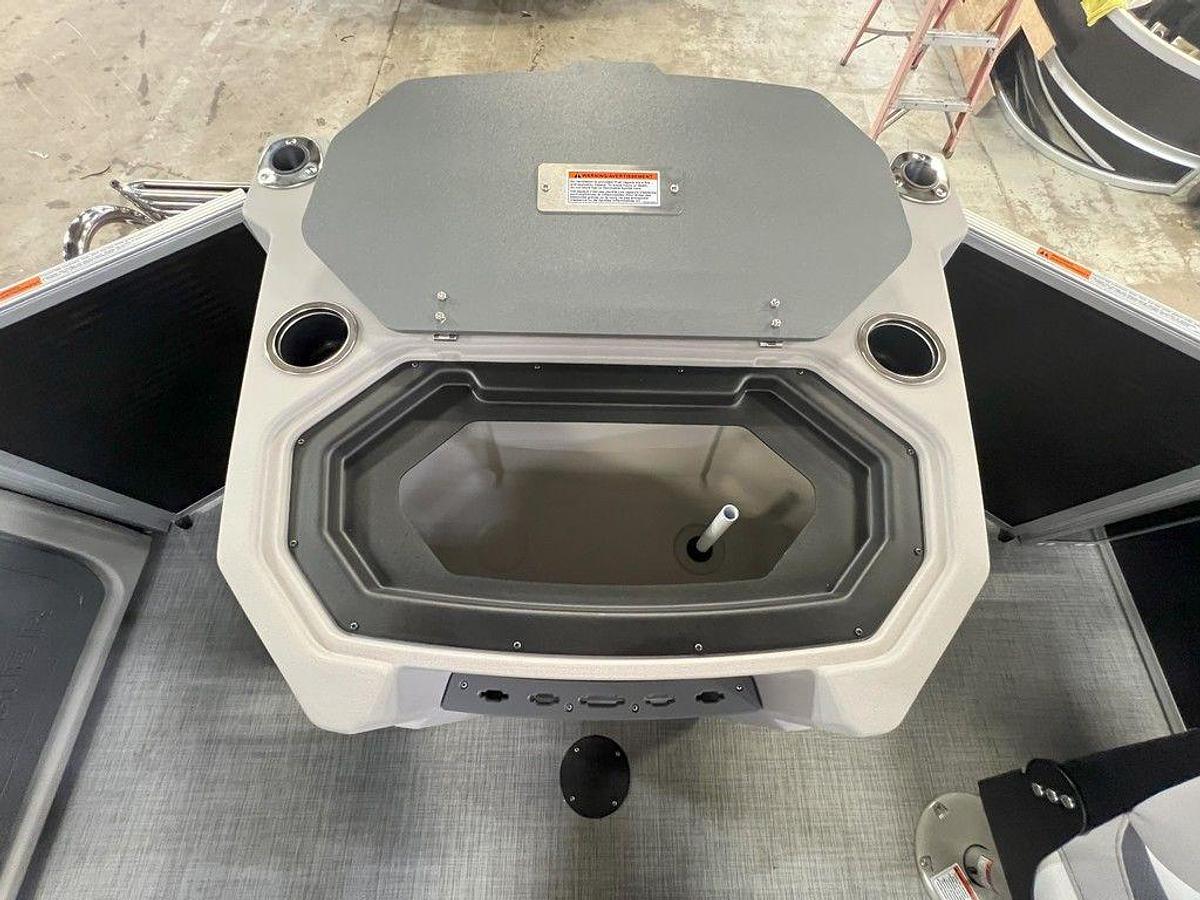 2025 Princecraft 21 Sportfisher 4-S Quad Fish Pontoon & Mercury 4-Stroke EFI