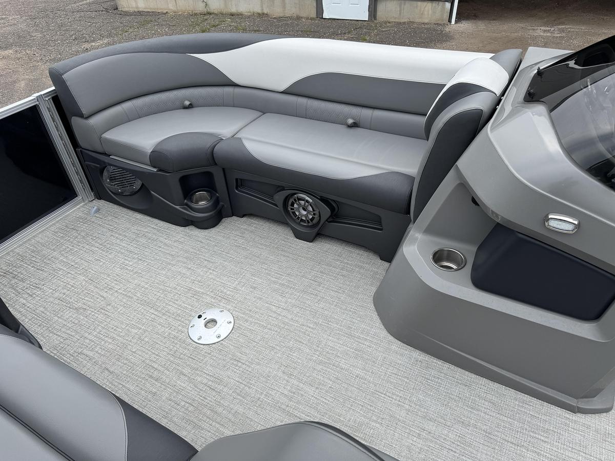 Used 2023 Tahoe Pontoons LTZ 2385 Elite Cruise & Honda 115HP 4-Stroke EFI