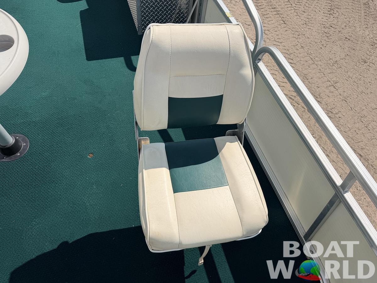 Used 2003 Odyssey 1903 Fish & Cruise & 40HP Johnson 4Stroke -$10,995