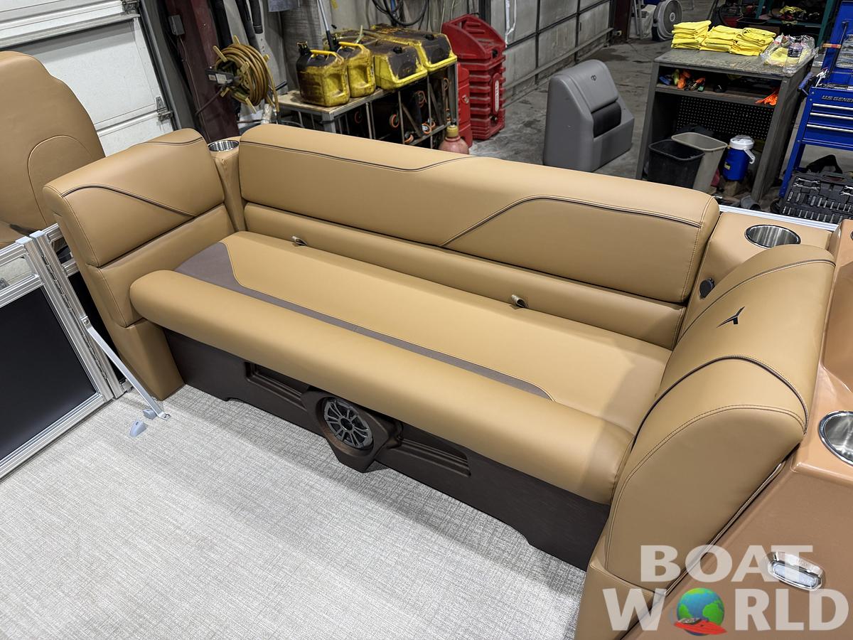 2027 Tahoe Sport Fish & Cruise 23E80 Pontoon $33995