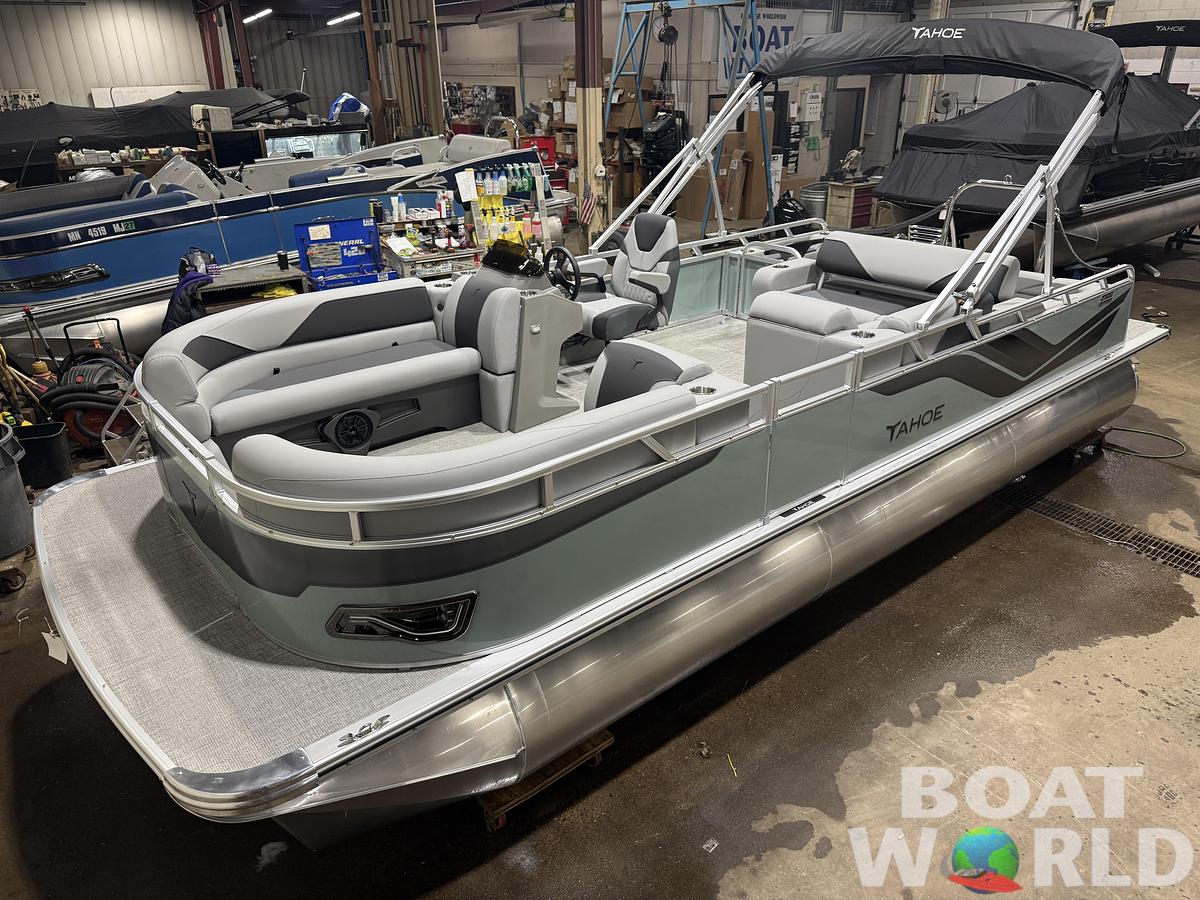 2026 Tahoe Sport VRB 2385 Swingback & 4-Stroke $34995