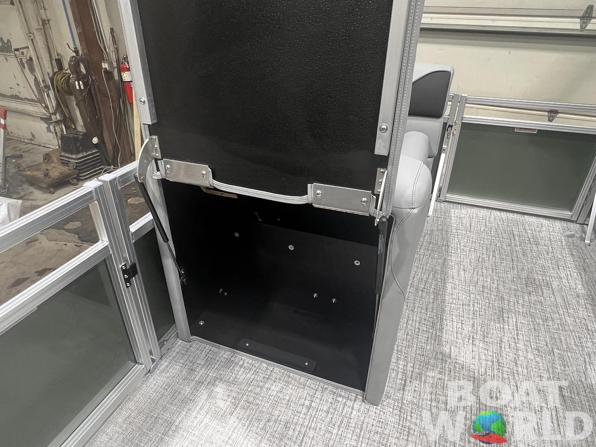 2026 Tahoe Pontoons Sport 2180 Swingback (VRB) 