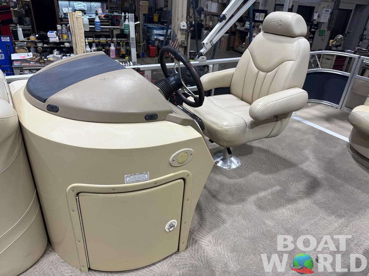 Used 2009 Bennington 2577 Cruise Pontoon