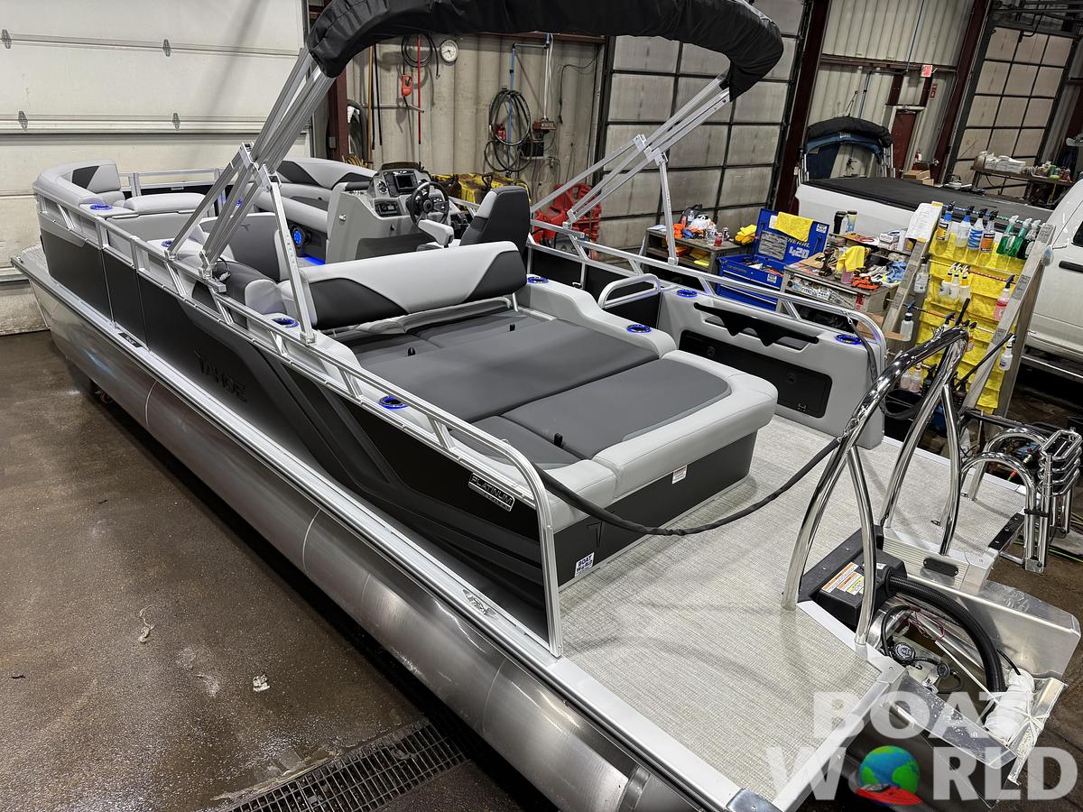 2026 Tahoe Pontoons Sport 2385 Swingback (VRB) Tritoon 