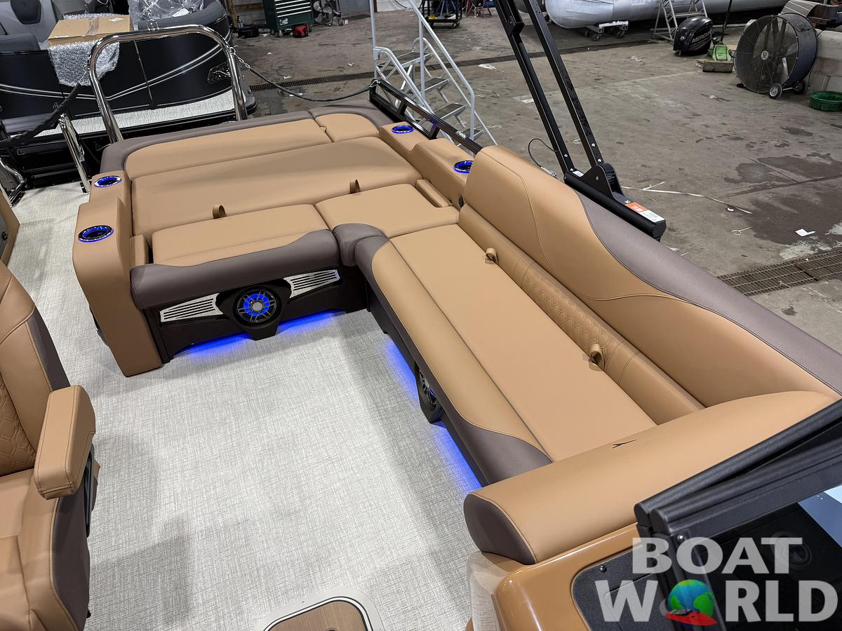 2027 Tahoe LTZ 300HP VRB Windshield Swingback $69995