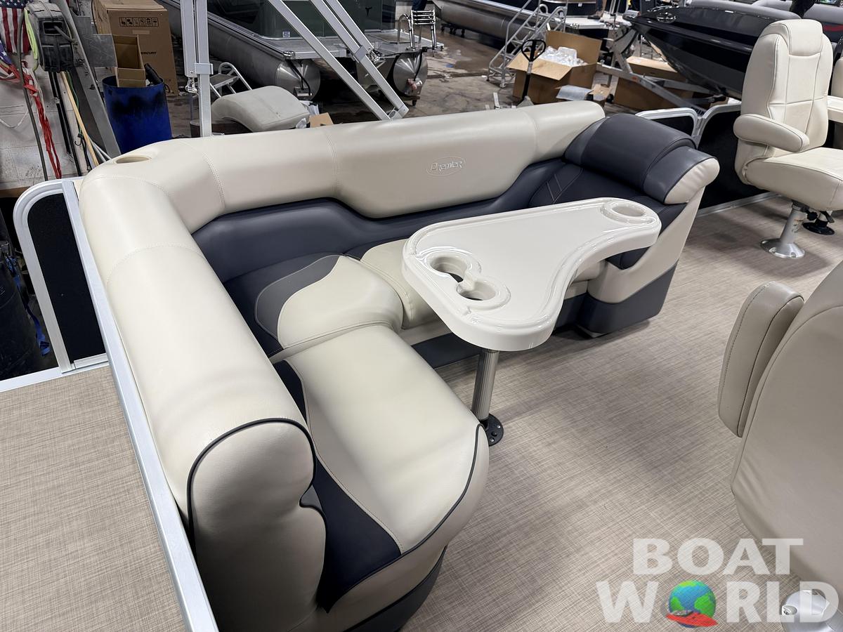 Used 2018 Premier 220 SunSpree