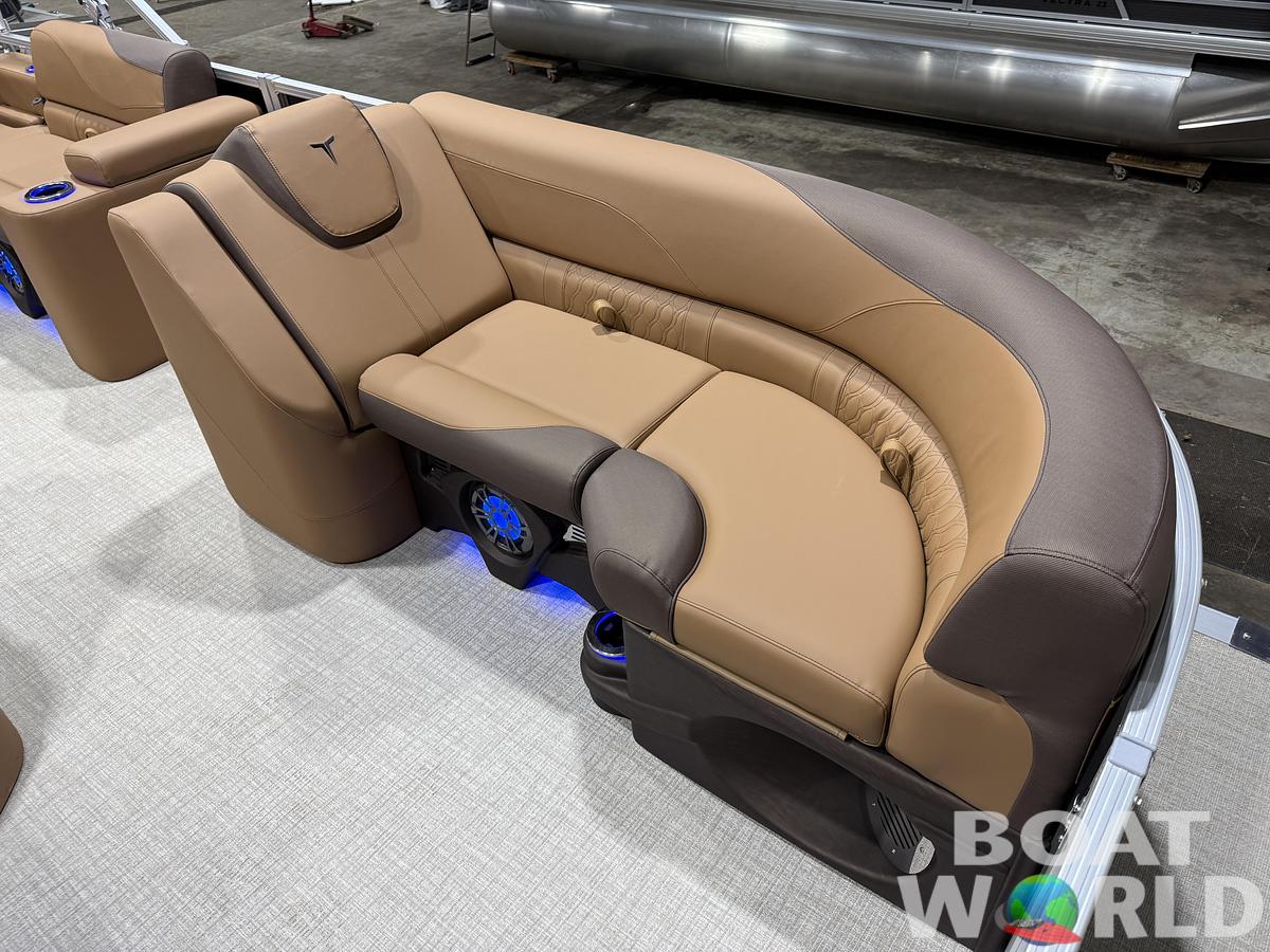 2026 Tahoe Pontoons LTZ 2385 Swingback (VRL) Tritoon