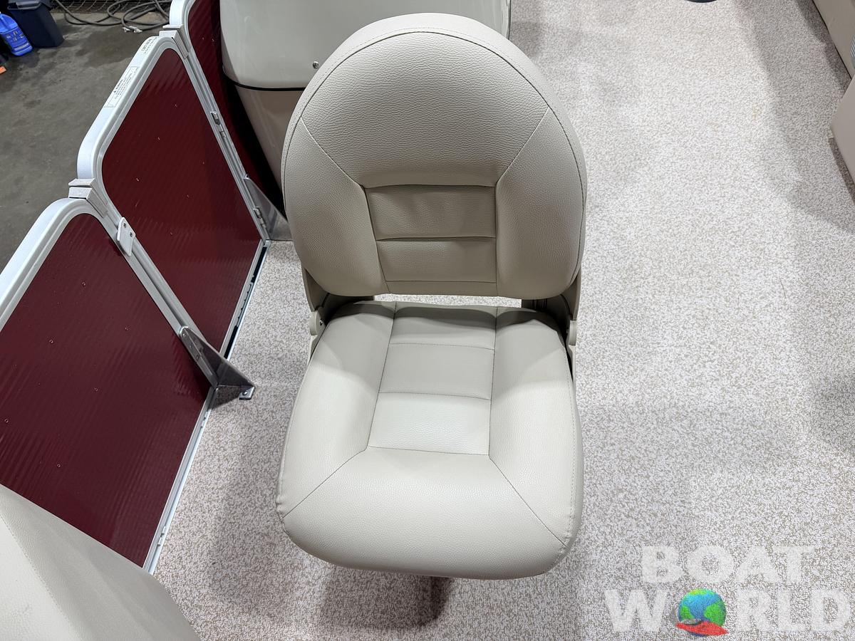 Used 2016 Weeres 200 Allure Fish Pontoon