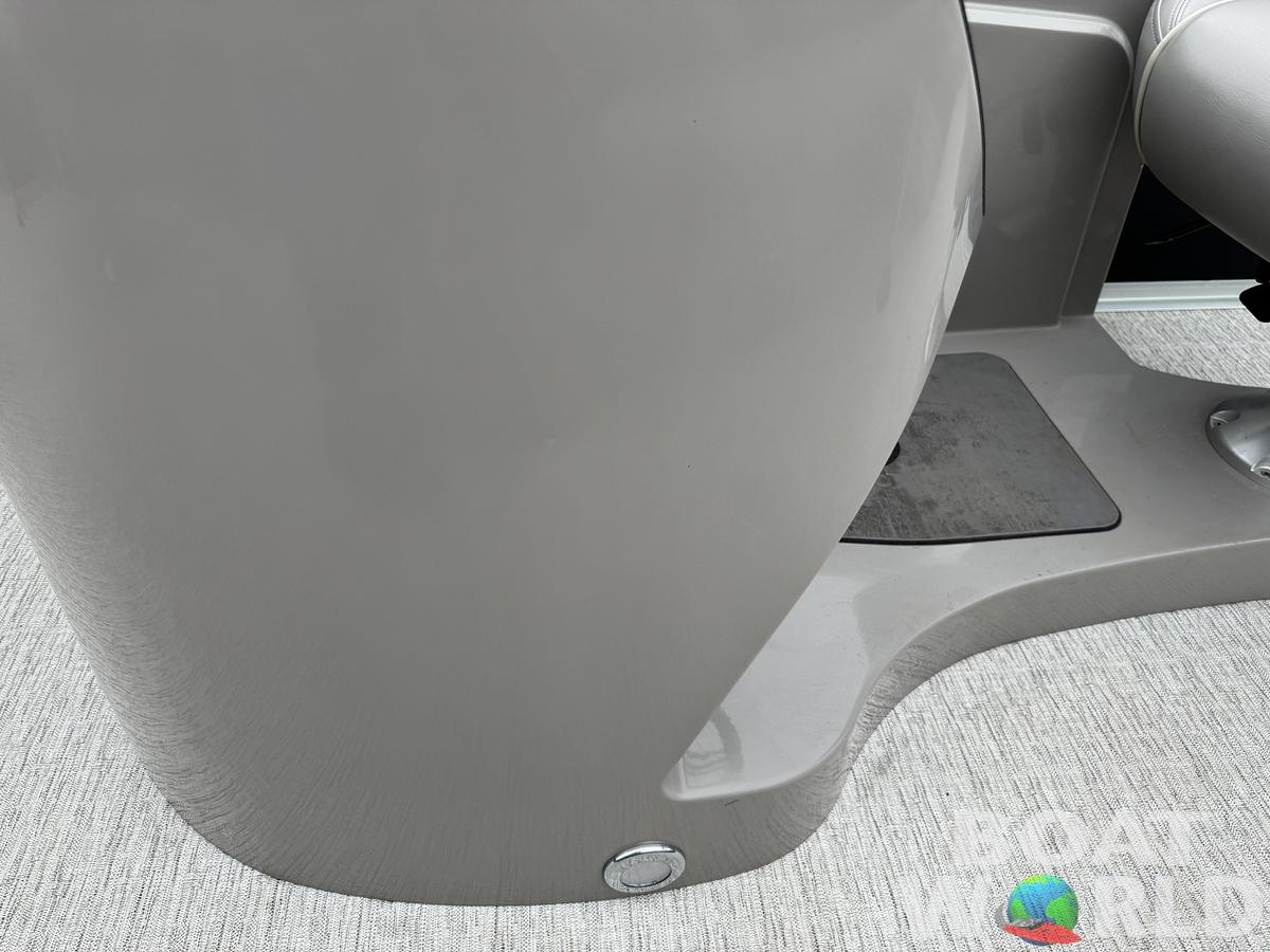 Used 2018 Premier 220 Explorer Pontoon