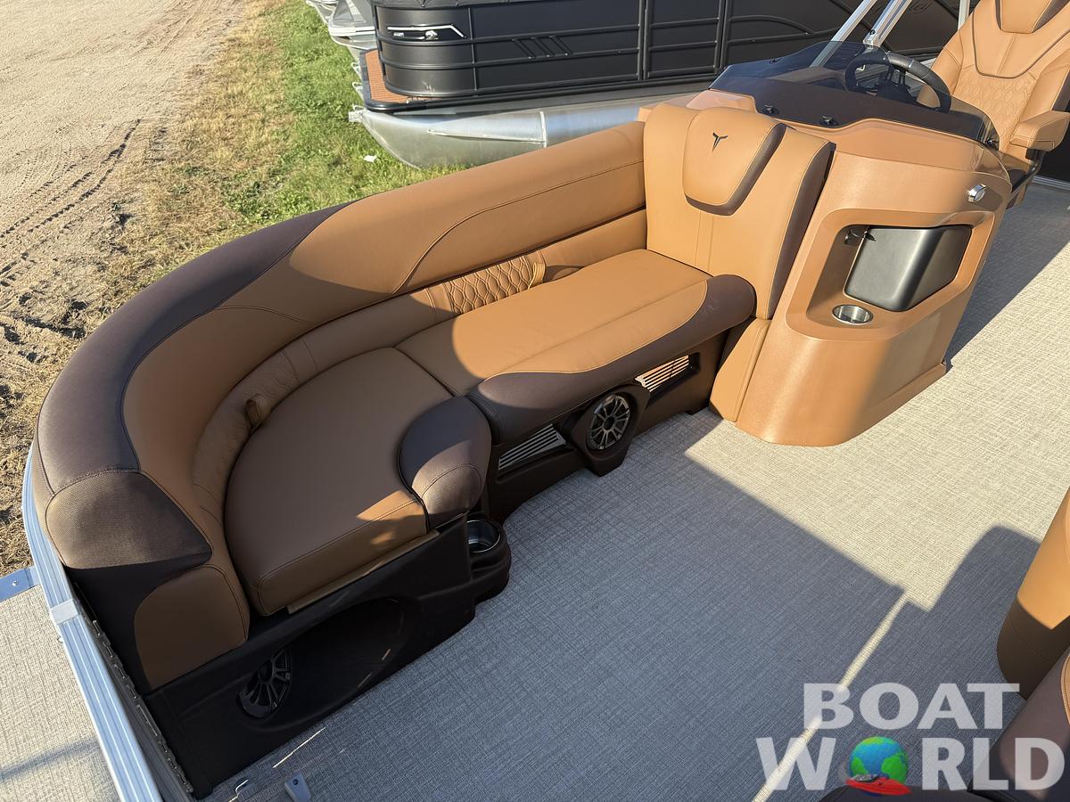 2025 Tahoe Pontoons LTZ 2385 Entertainer