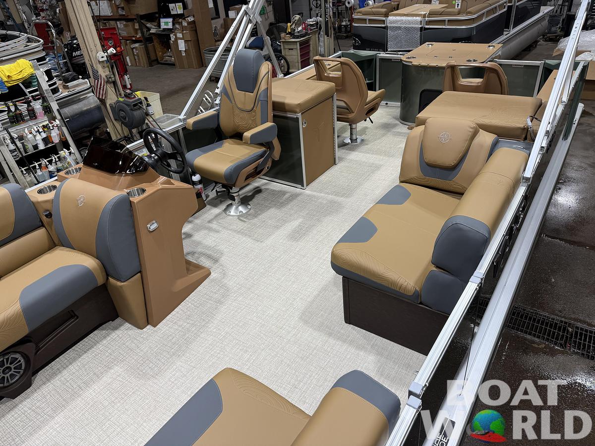 2026 Tahoe Pontoons GEOfish 2385 Rear Fish