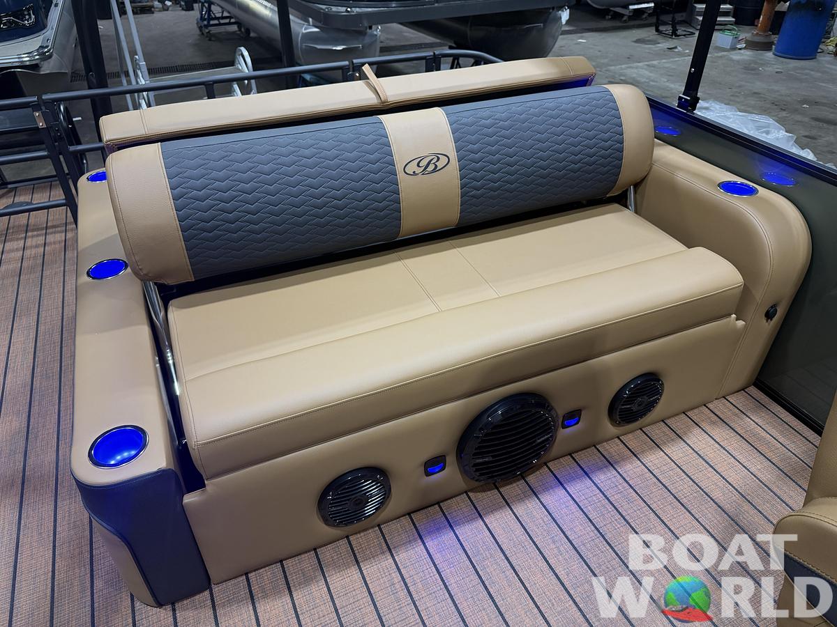 2026 Bentley Pontoons Elite 223 Swingback Tritoon & 200HP 