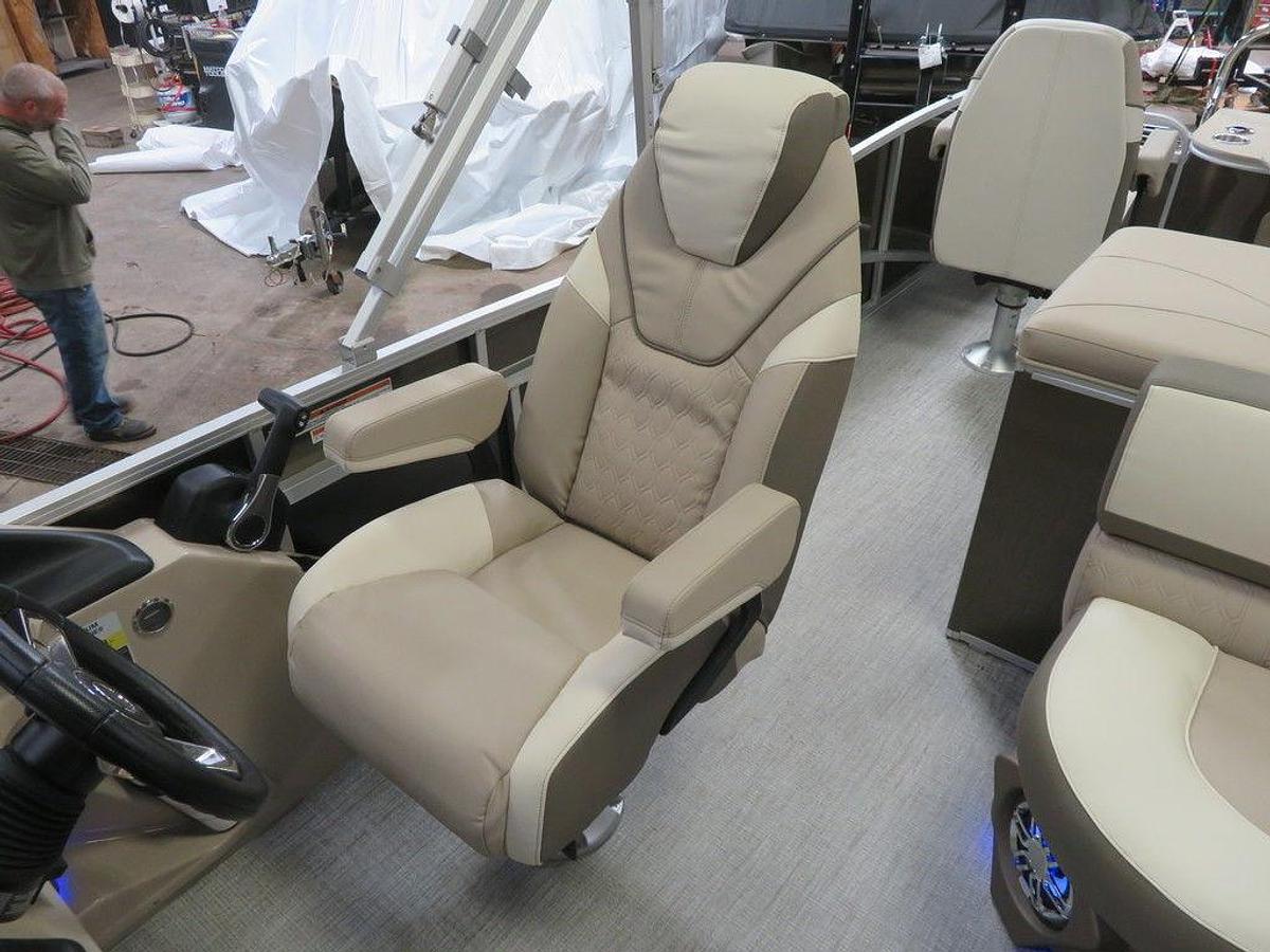 Used 2023 Tahoe Pontoons Cascade 2385 Rear Fish Tritoon & 150HP 4-Stroke EFI