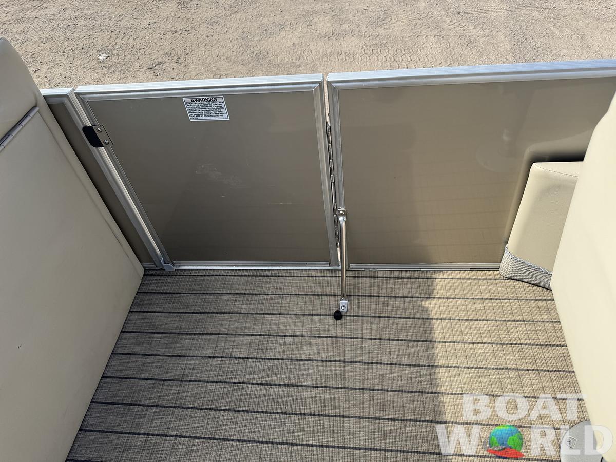 Used 2018 Sylvan Mirage 820 4-PT Pontoon