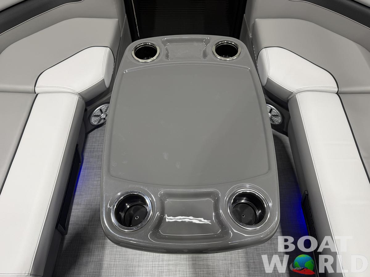 2026 Princecraft Vectra 21 Cruise Lounge Pontoon 