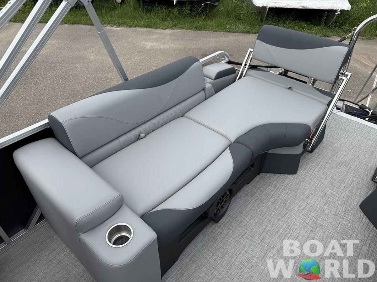 2025 Tahoe Pontoons LTZ 2385 Quad Lounge Shift Flip & Honda 4-Stroke EFI