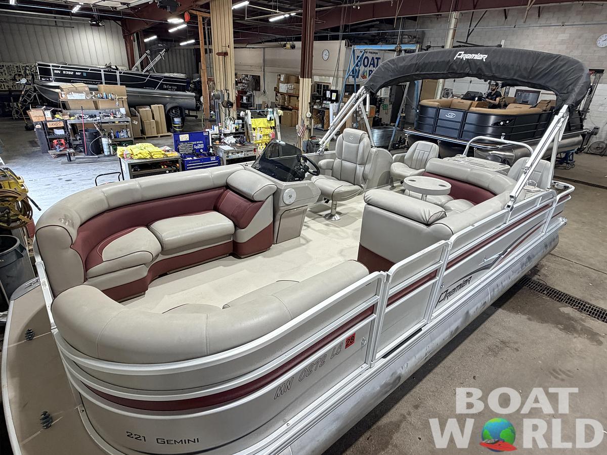Used 2014 Premier 221 Gemini Fish n Cruise & 50HP Mercury 4Stroke -$19,995