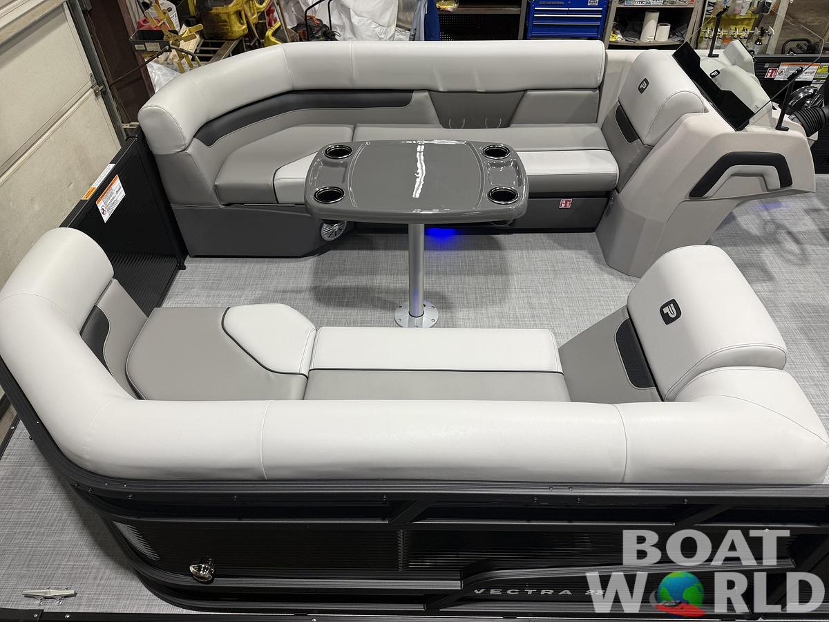 2026 Princecraft Vectra 23 RL Dinette Swingback Pontoon 