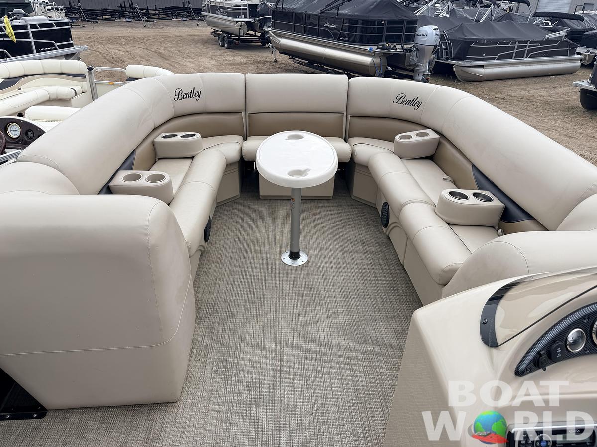 Used 2018 Bentley Encore 240 Cruise SE & 150HP Mercury 4Stroke -$29,995