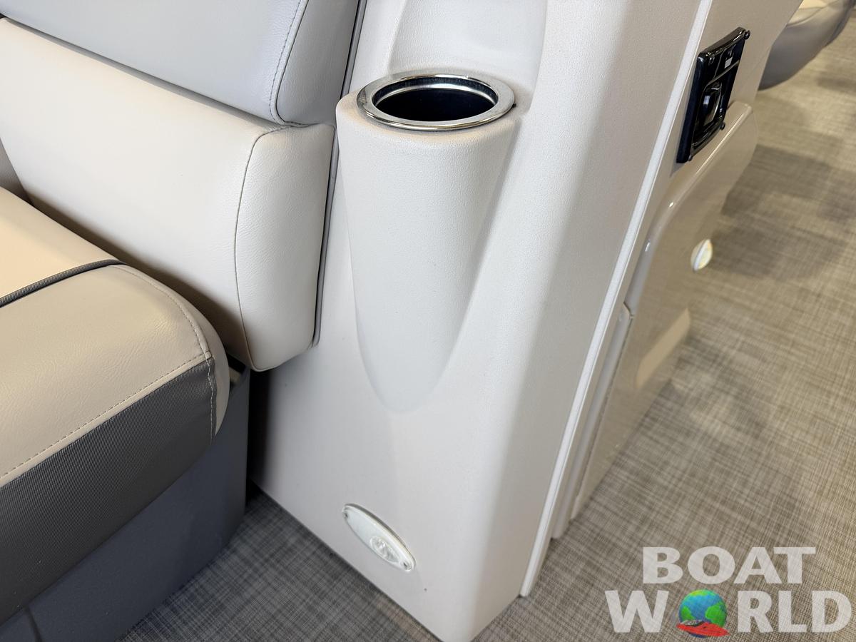 Used 2021 Princecraft 21 Sportfisher 2RS Pontoon & 90HP Mercury 4-Stroke -$27,995