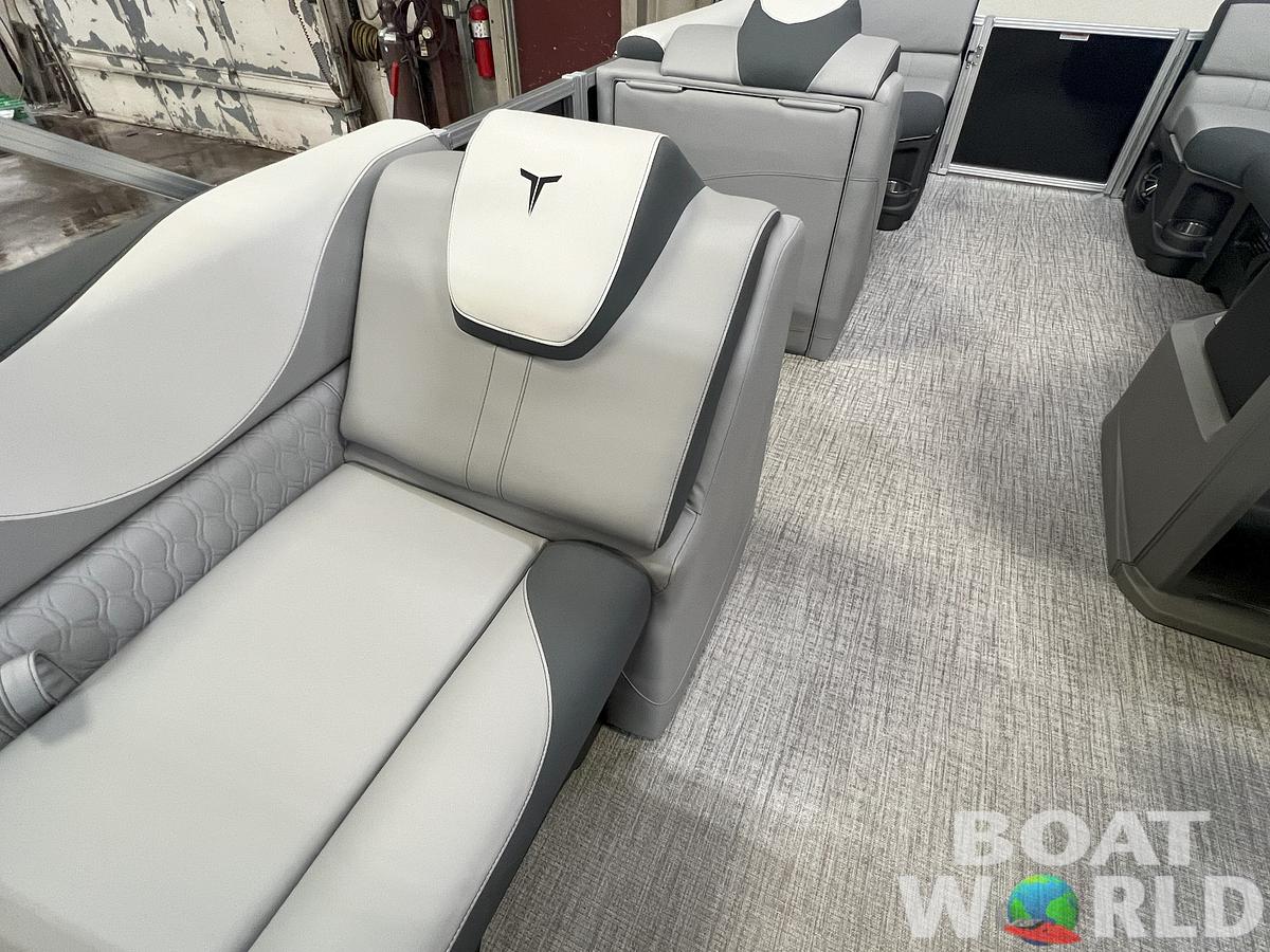 2025 Tahoe Pontoons LTZ 2385 Swingback (VRB) & Honda 4-Stroke EFI