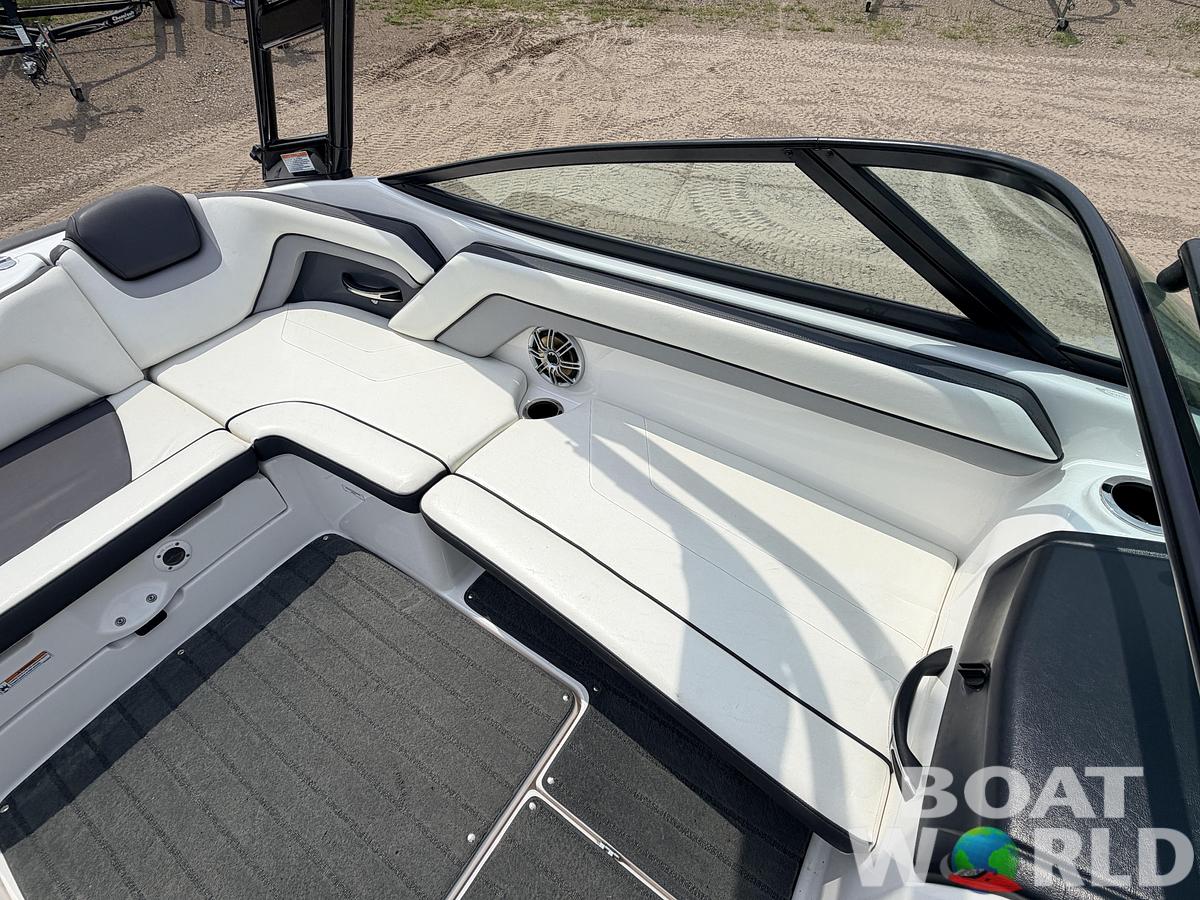 Used 2016 Yamaha AR192 Jet Boat 210HP Supercharged 1.8L & Single Axle Trailer -$29,995