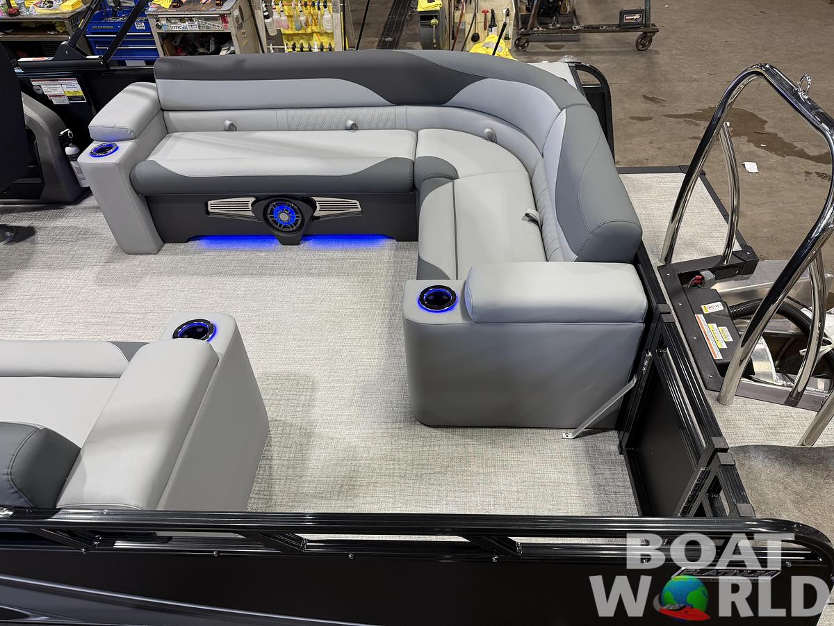 2027 Tahoe LTZ 2585 Elite Cruise Tritoon 300HP $69995