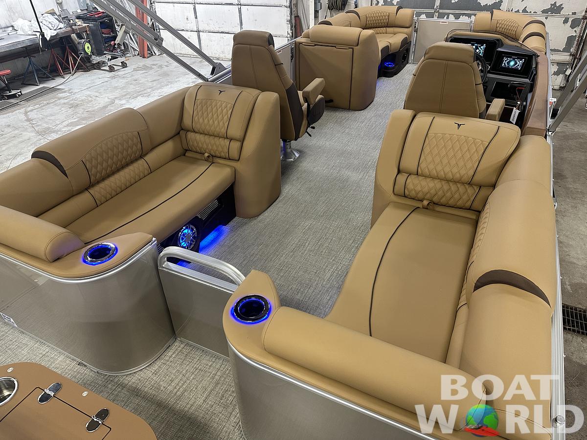 2025 Tahoe Pontoons Cascade 2385 Quad Lounge & Honda 4-Stroke EFI