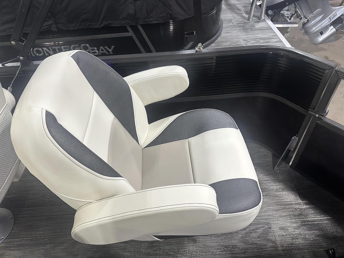 2025 Montego Bay 8522 Fish & Cruise Deluxe Pontoon & Honda 4-Stroke EFI